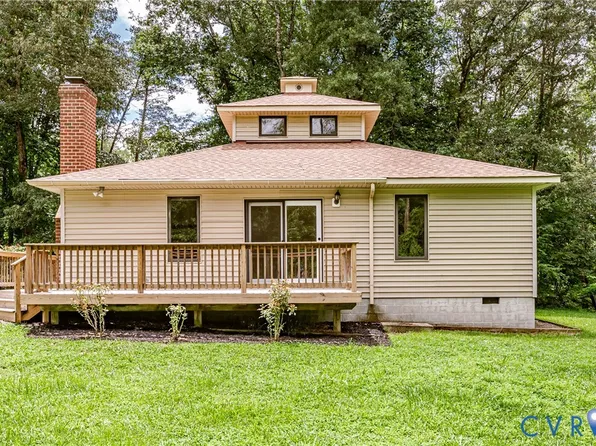 1520 Willow Brook Rd, Bumpass, VA 23024