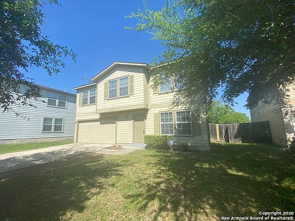 3rd image of 426 Spruce Breeze