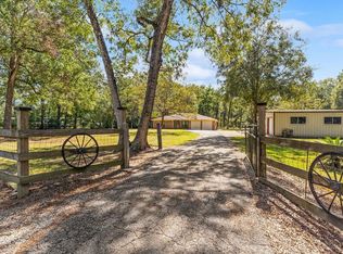 894 County Road 450, Dayton, TX 77535