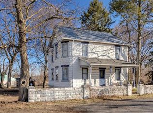 152 Green Pond Rd, Bethlehem, PA 18020