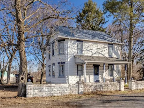 152 Green Pond Rd, Bethlehem, PA 18020