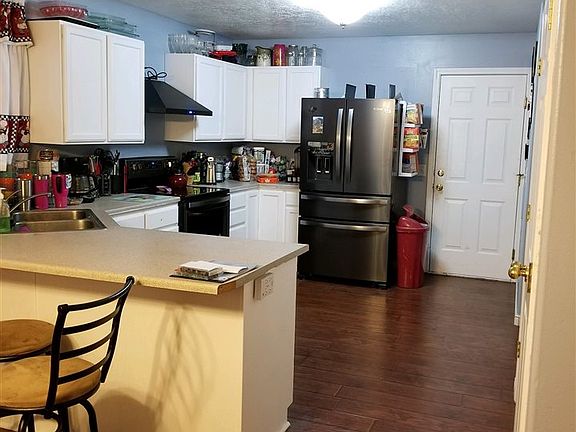 5th image of 2271 W Tibbets Blvd