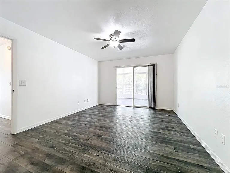 5716 Delano Ln — Photo 37