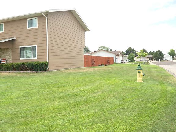 3rd image of 1714 Keller Dr