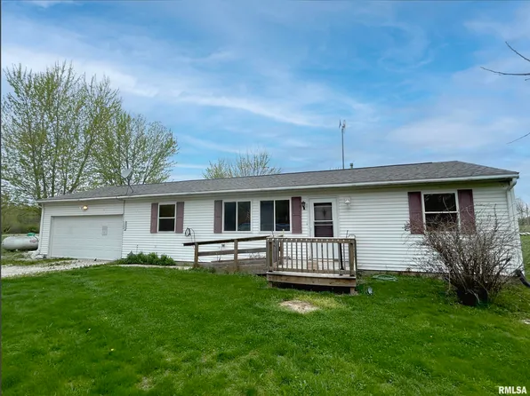 834 Columbia Rd, Washburn, IL 61570