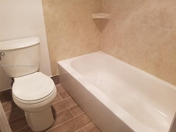 5th image of 9410 Poinciana Pl APT 101