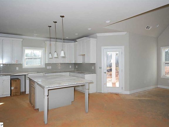 2nd image of 112 Clara Smith Ln