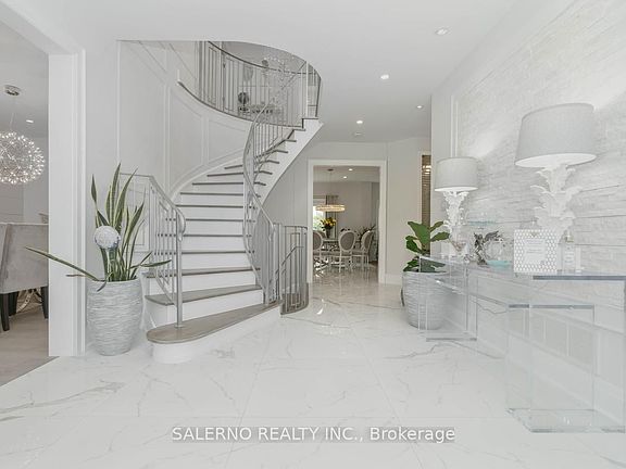 5th image of 552 Vaughan Mills Rd
