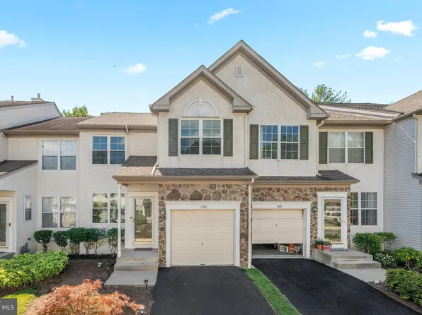 150 Mountain View Dr, West Chester, PA 19380