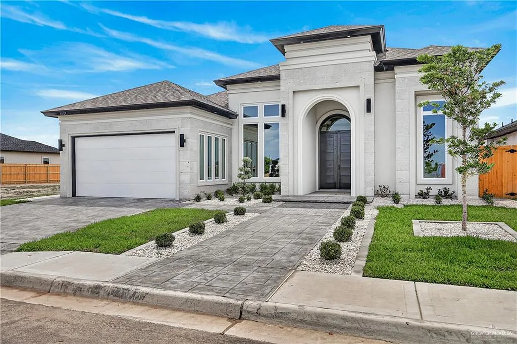 4 bed, 3.5 bath, 2156 sqft, $3,450 — Photo 3