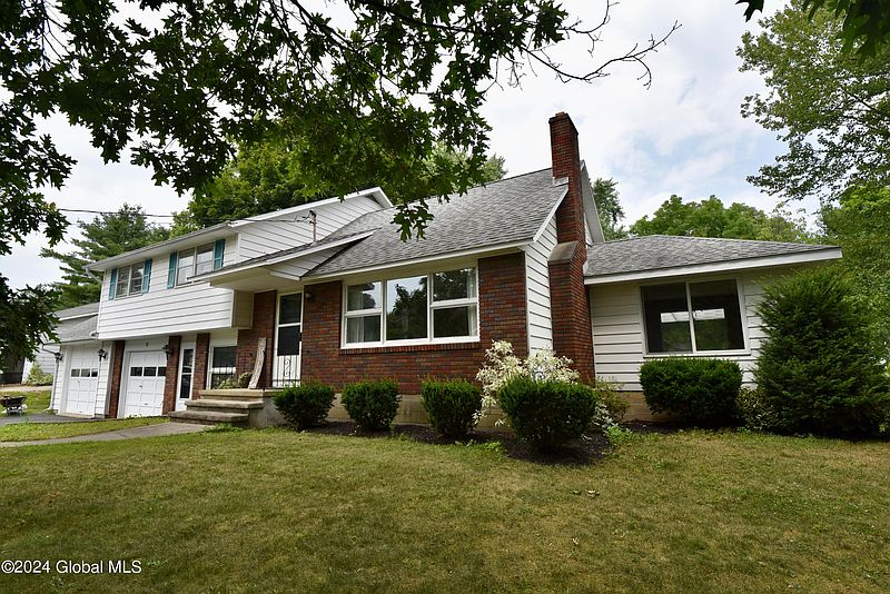 2nd image of 13 Beechwood Drive