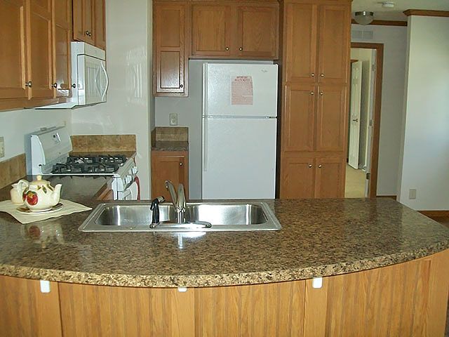 2nd image of 1003 Oakhill Ave Unit 71