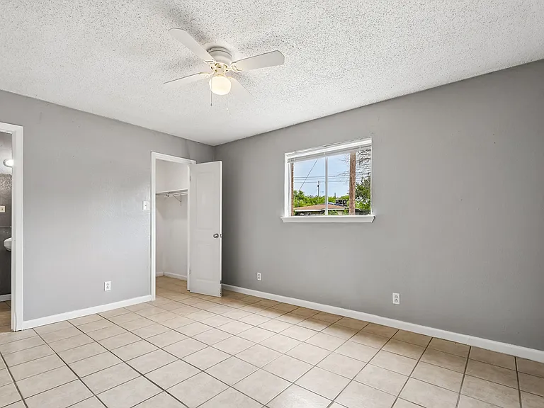 Sunrise Villas — Photo 51