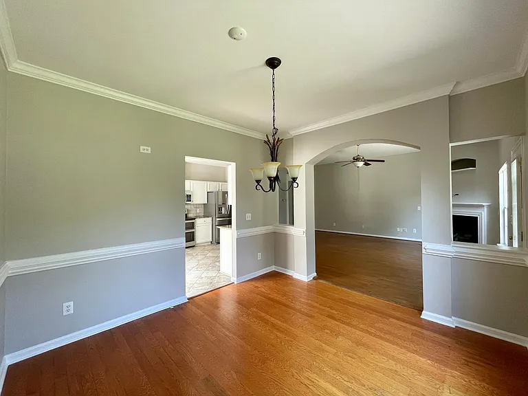 3710 Pemberton Way — Photo 6