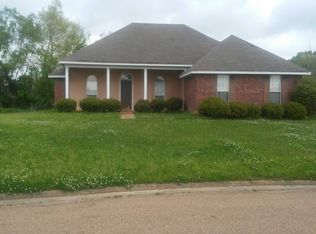 116 Dupuy Cir, Jackson, MS 39272