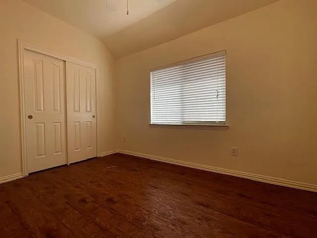8519 Babbling Brook Ct — Photo 40