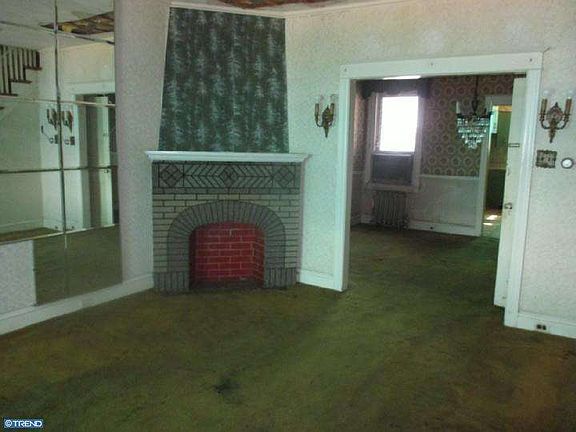 3rd image of 3950 N Smedley St