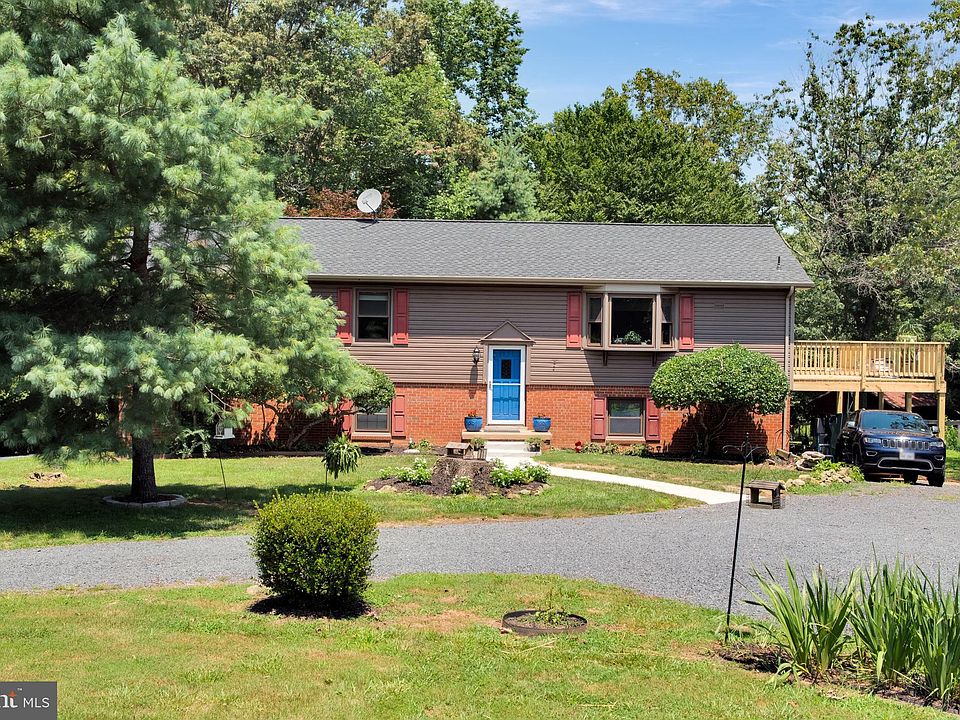 8055 Leeds Manor Rd, Marshall, VA 20115 Zillow