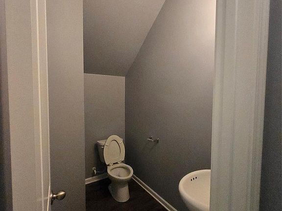 3rd image of 9116 Bradstreet Commons Way