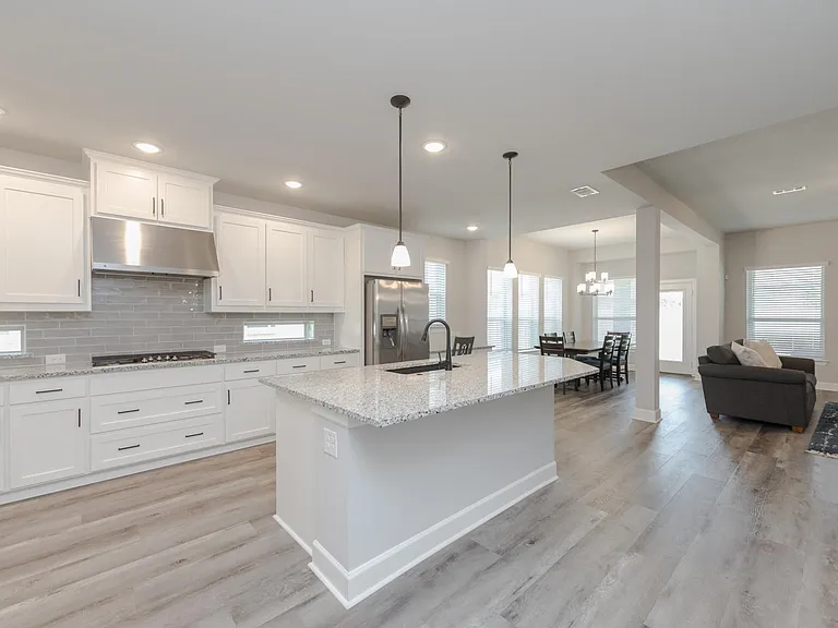 1604 Moss Trail Ct — Photo 16