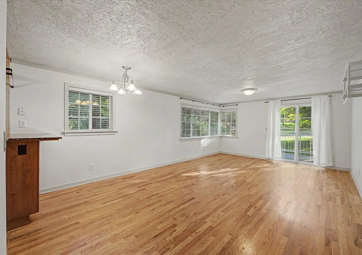 North End Condo Close to BSU, Greenbelt & Hyde Park — Photo 3