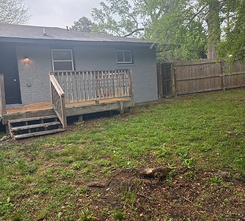 2nd image of 1664 Randall Rd