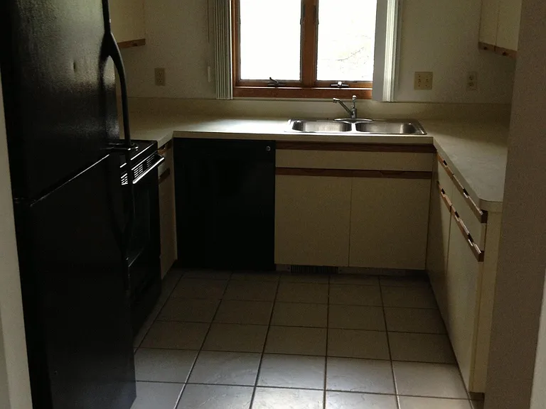 1601 Jefferson Ave — Photo 4