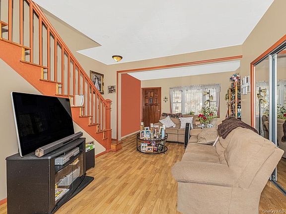 4th image of 3111 Kingsland Ave