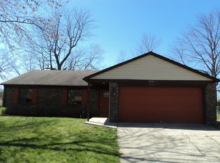 386 Boonesboro Rd, Greenwood, IN 46142
