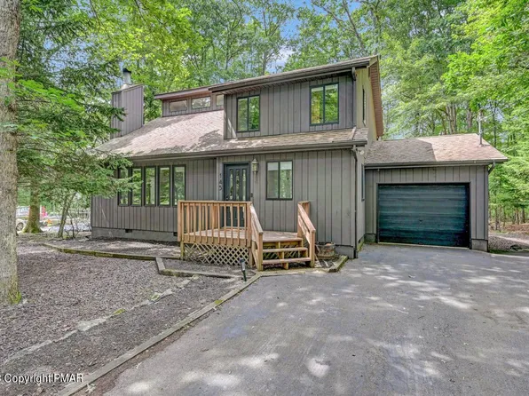 4220 Woodacres Dr, East Stroudsburg, PA 18301
