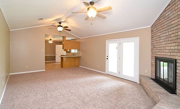 Living Rm 14.10X21.1