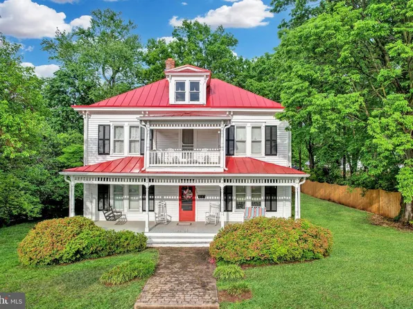 9309 West St, Manassas, VA 20110