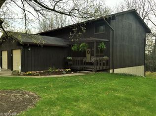 9424 Bassett Ln #420, North Royalton, OH 44133