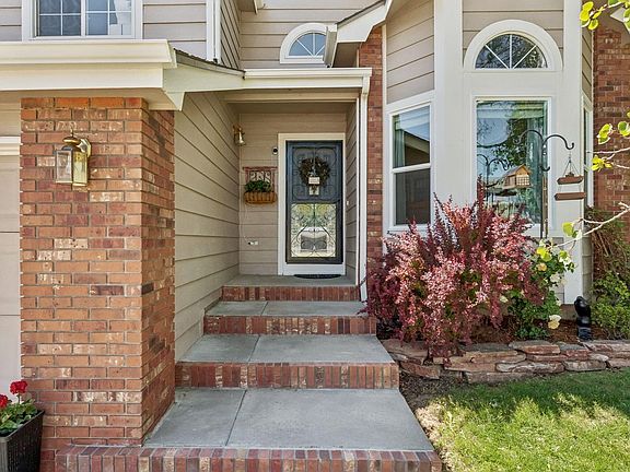 4th image of 3819 Drake Ct