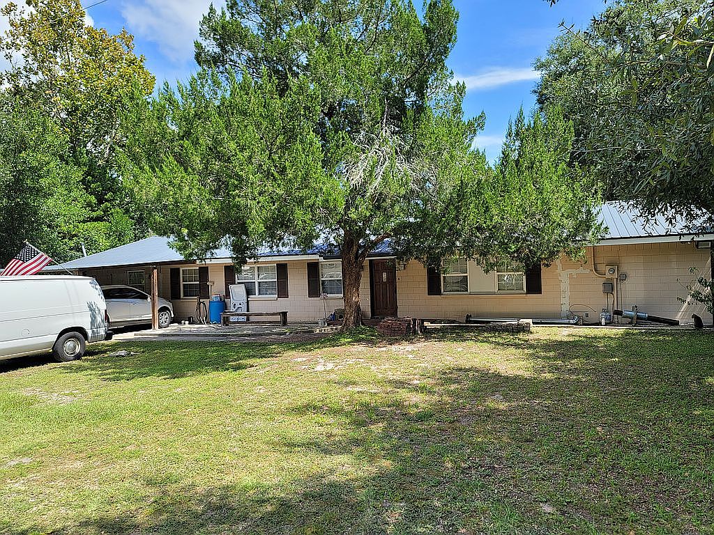 606 W 3rd St, Carrabelle, FL 32322 Zillow