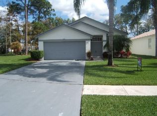 644 Lake Wellington Dr, Wellington, FL 33414