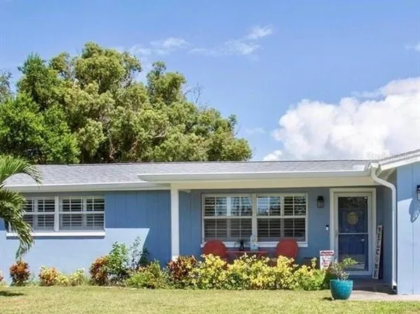 5240 School Rd, New Port Richey, FL 34653