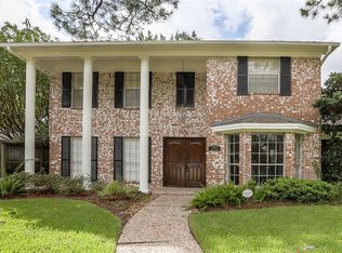 10615 Russett Dr, Houston, TX 77042