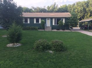 128 S Harmon Dr, Mitchell, SD 57301