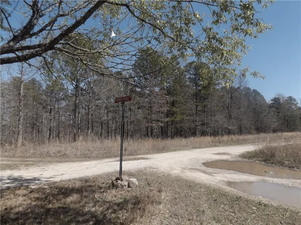 Tower Ln, Calico Rock, AR 72519