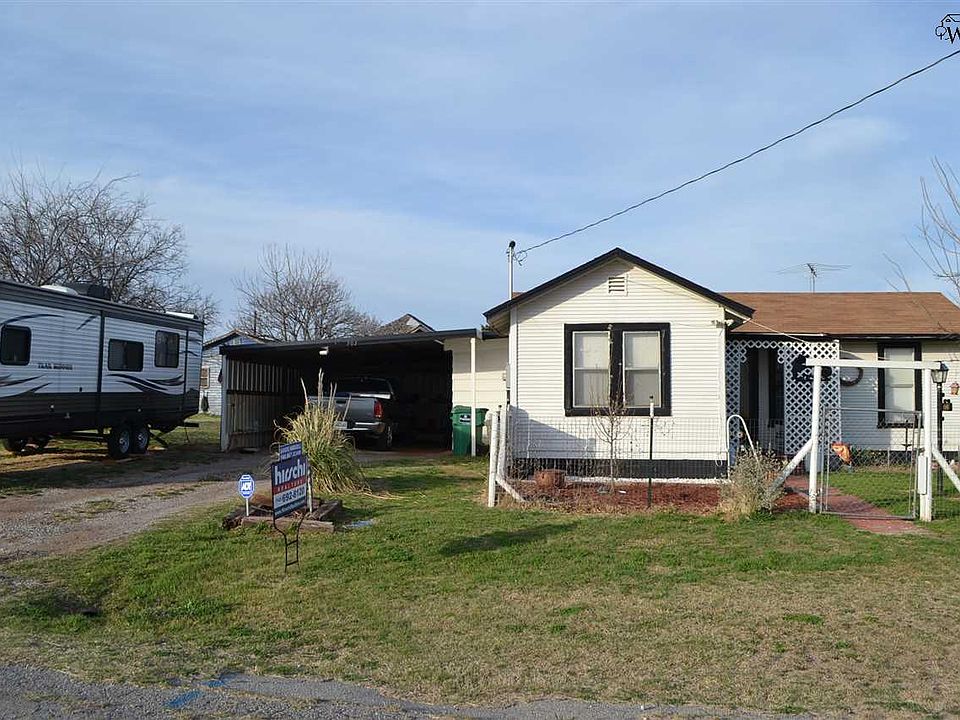 1st image of 303 Truman Dr