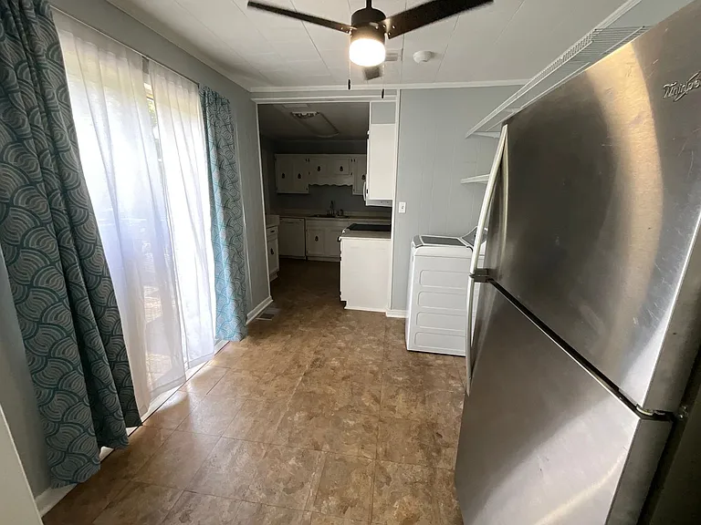 4395 Deering St — Photo 5