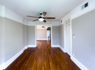 3636 N Racine Ave #2, Chicago, IL 60613