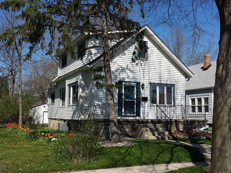 2241 S 78th Street