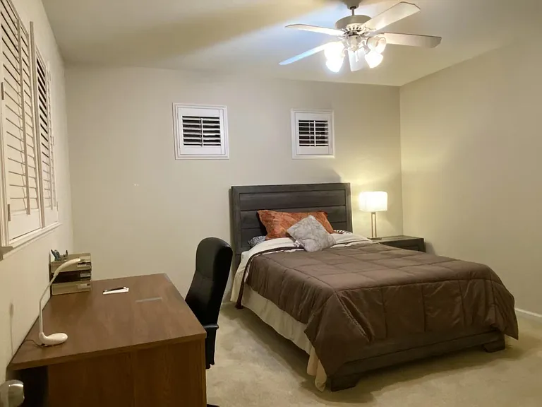 2035 Blackridge Ave — Photo 13