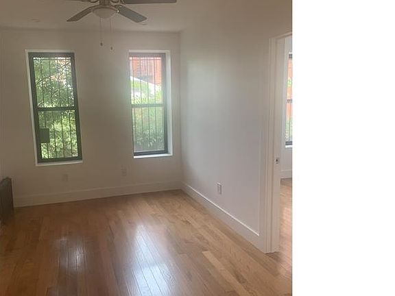 4th image of 737 Sheffield Ave Floor 2