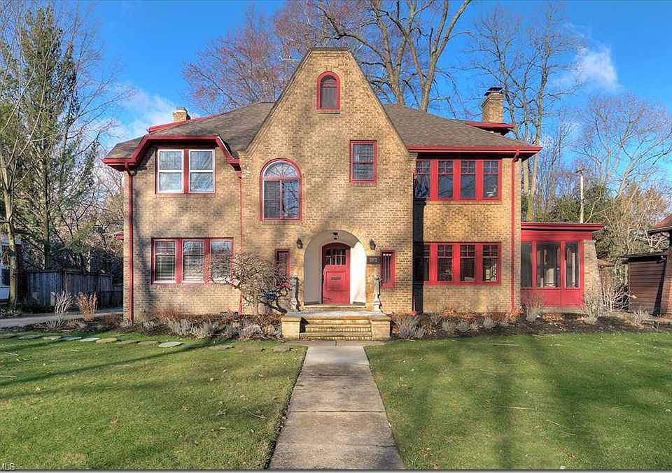 1st image of 2172 Demington Dr