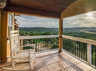 18561 Bandera Rd, Helotes, TX 78023
