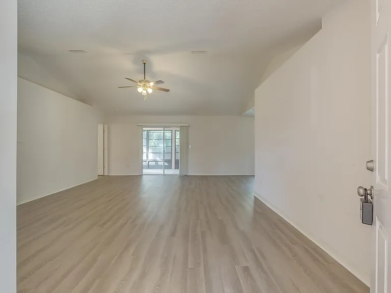 132 Marsh Island Cir — Photo 12