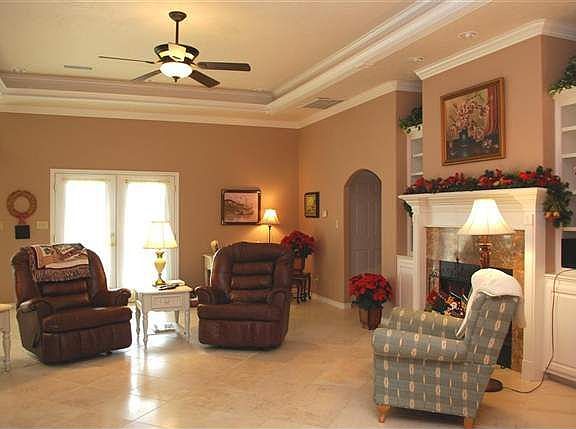 4th image of 401 Waterwood Dr